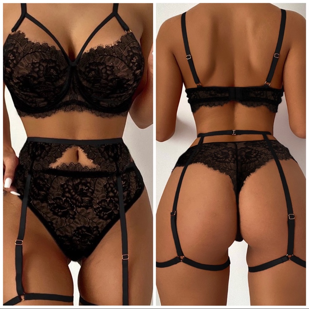 ❤️ NEW sexy lace bra,belt and Gstring lingerie set